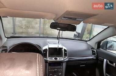Позашляховик / Кросовер Chevrolet Captiva 2012 в 