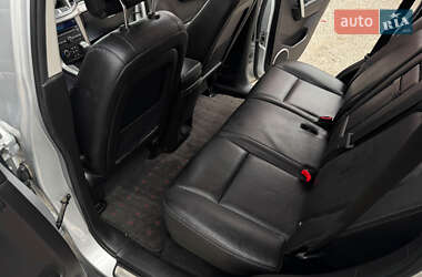 Позашляховик / Кросовер Chevrolet Captiva 2012 в 