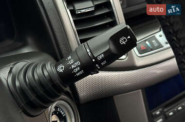 Позашляховик / Кросовер Chevrolet Captiva 2012 в 
