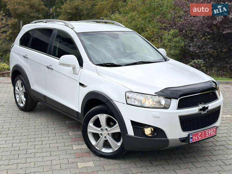 Внедорожник / Кроссовер Chevrolet Captiva 2012 в 