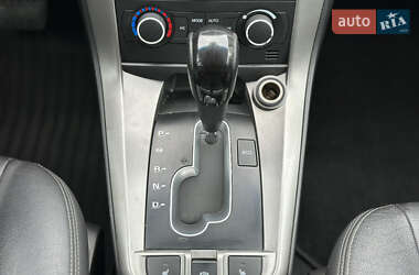 Внедорожник / Кроссовер Chevrolet Captiva 2012 в 
