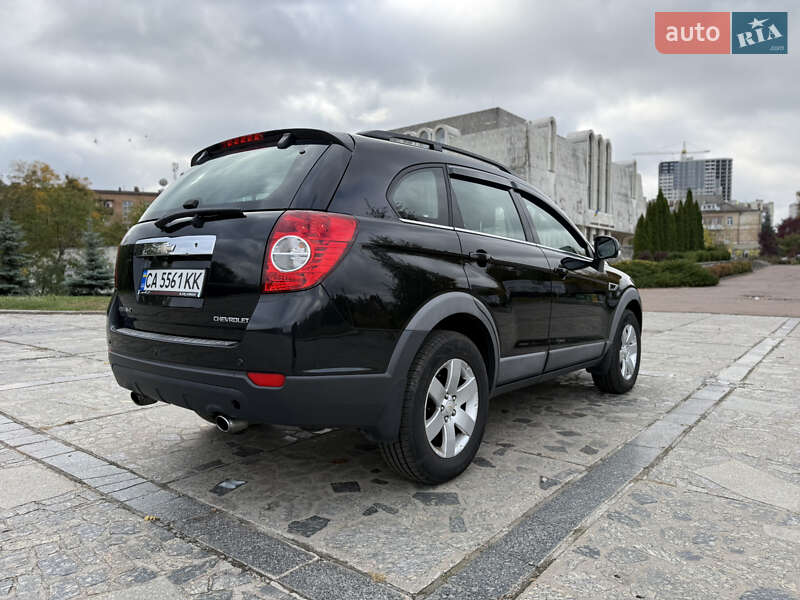 Позашляховик / Кросовер Chevrolet Captiva 2012 в Києві