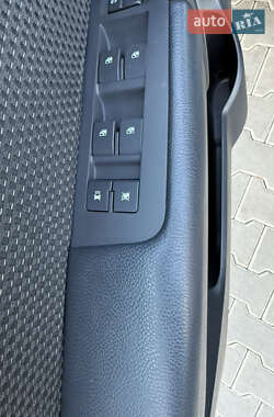 Внедорожник / Кроссовер Chevrolet Captiva 2009 в 