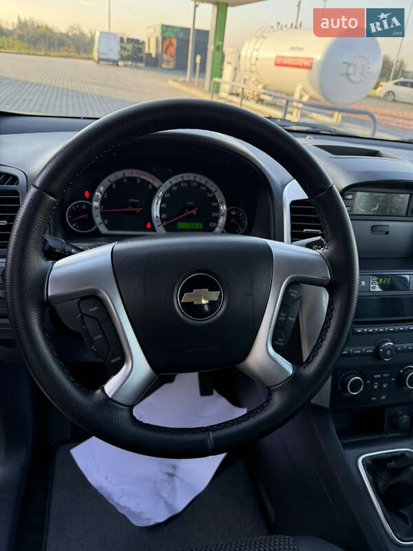 Позашляховик / Кросовер Chevrolet Captiva 2009 в Луцьку фото 24 Позашляховик / Кросовер Chevrolet Captiva 2009 в Луцьку