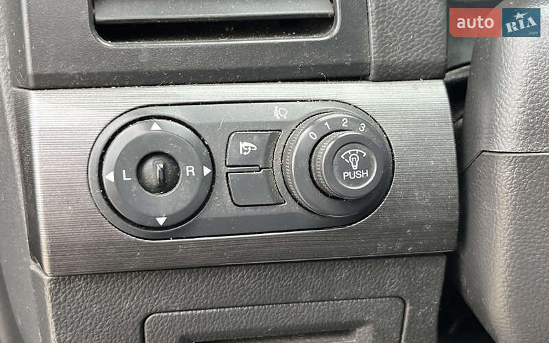 Внедорожник / Кроссовер Chevrolet Captiva 2008 в Стрые