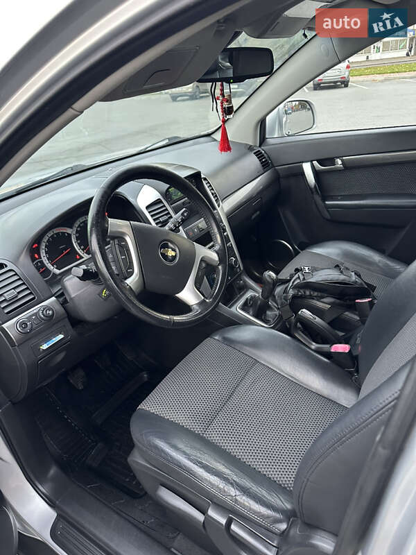 Внедорожник / Кроссовер Chevrolet Captiva 2006 в Луцке
