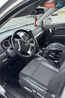 Внедорожник / Кроссовер Chevrolet Captiva 2006 в  фото 16 Внедорожник / Кроссовер Chevrolet Captiva 2006 в