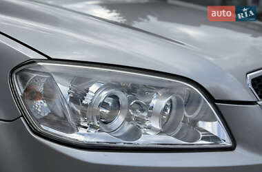 Внедорожник / Кроссовер Chevrolet Captiva 2009 в 