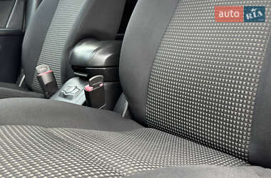 Внедорожник / Кроссовер Chevrolet Captiva 2009 в 
