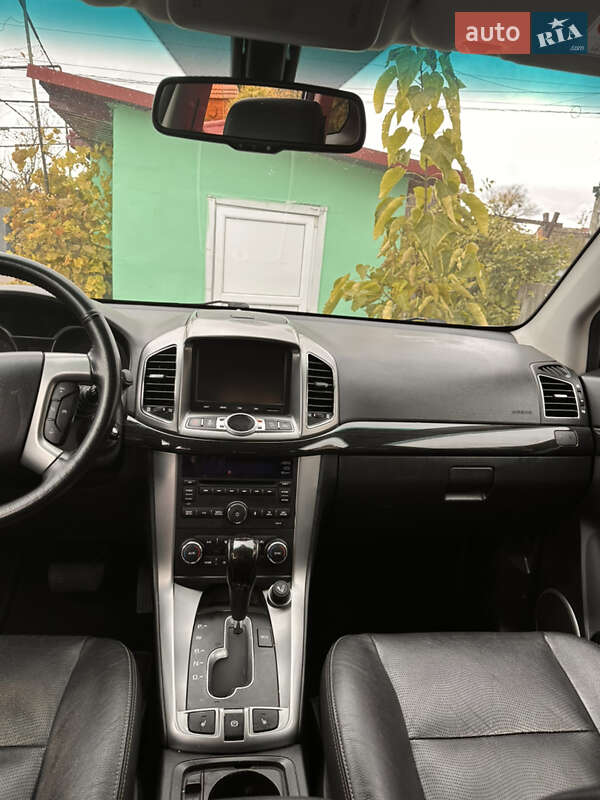 Внедорожник / Кроссовер Chevrolet Captiva 2013 в Луцке фото 8 Внедорожник / Кроссовер Chevrolet Captiva 2013 в Луцке