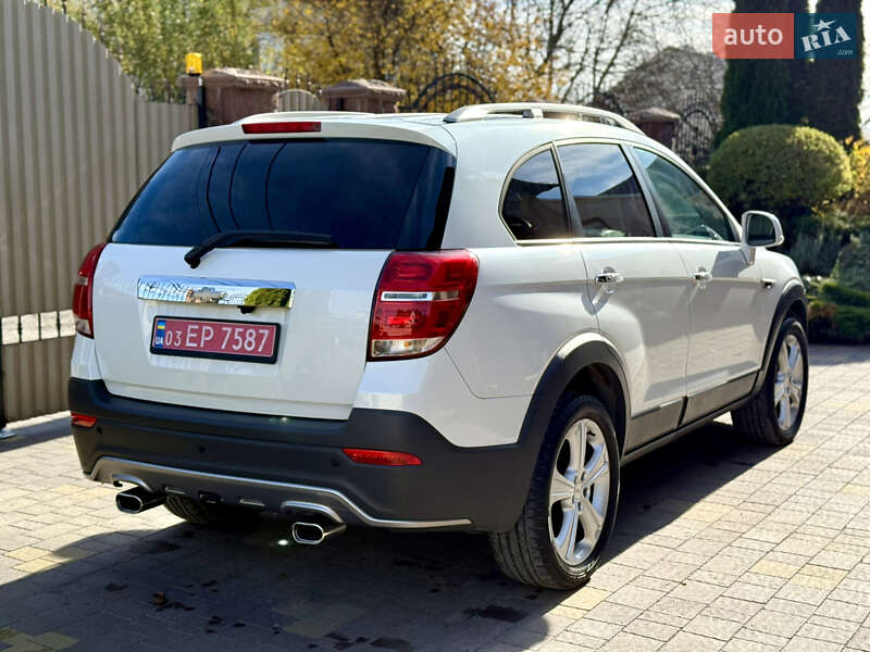 Внедорожник / Кроссовер Chevrolet Captiva 2014 в Тернополе