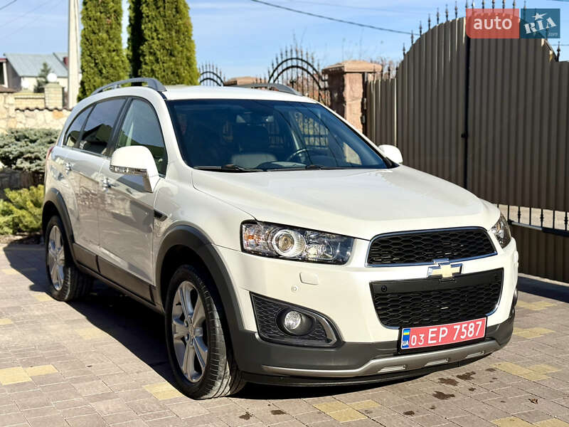 Внедорожник / Кроссовер Chevrolet Captiva 2014 в Тернополе