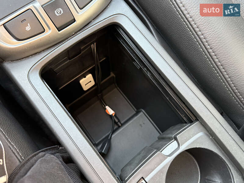 Внедорожник / Кроссовер Chevrolet Captiva 2014 в Тернополе