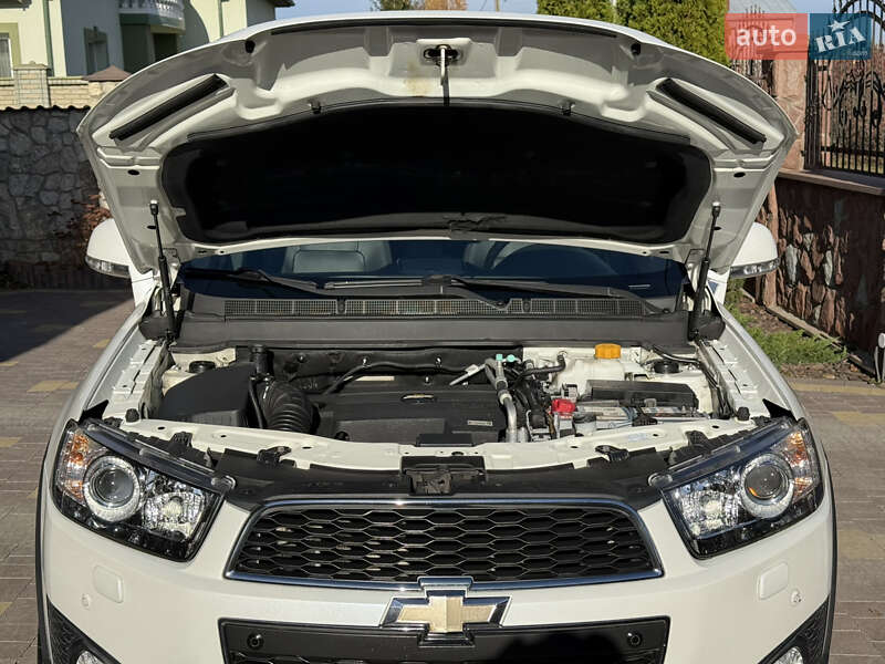 Внедорожник / Кроссовер Chevrolet Captiva 2014 в Тернополе