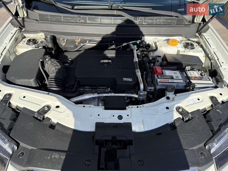 Внедорожник / Кроссовер Chevrolet Captiva 2014 в Тернополе