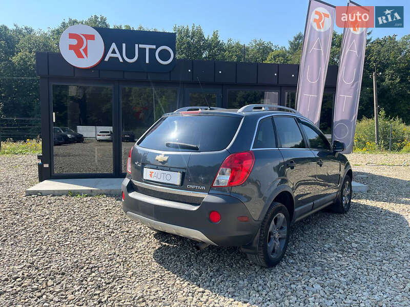 Внедорожник / Кроссовер Chevrolet Captiva 2013 в Львове