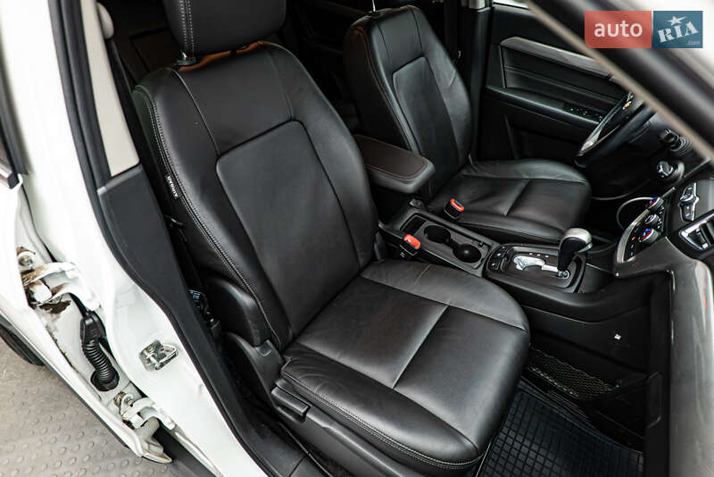 Позашляховик / Кросовер Chevrolet Captiva 2016 в Києві фото 20 Позашляховик / Кросовер Chevrolet Captiva 2016 в Києві