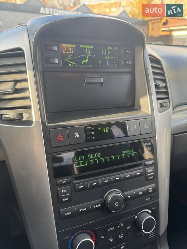 Внедорожник / Кроссовер Chevrolet Captiva 2009 в Харькове