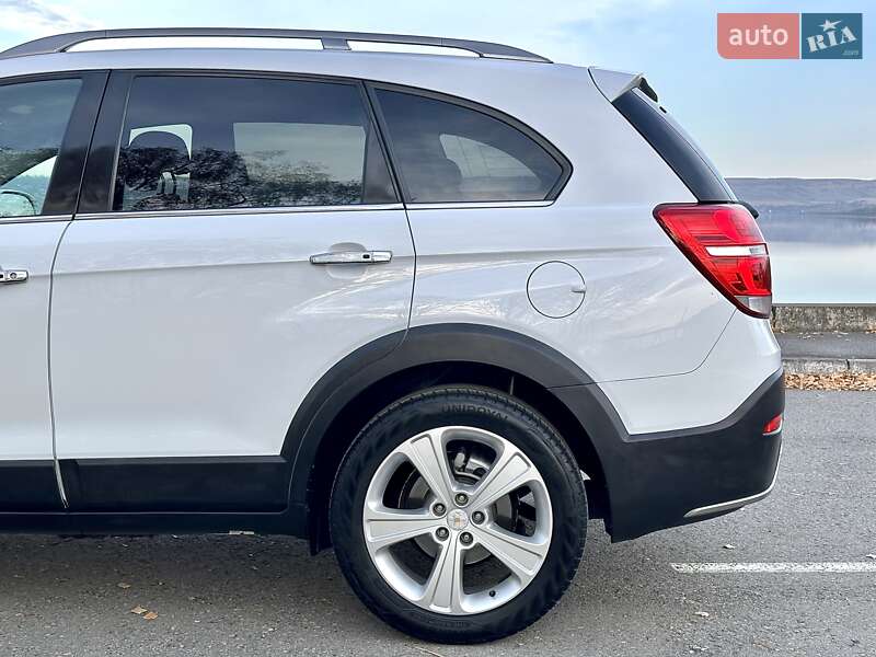 Внедорожник / Кроссовер Chevrolet Captiva 2014 в Бурштыне