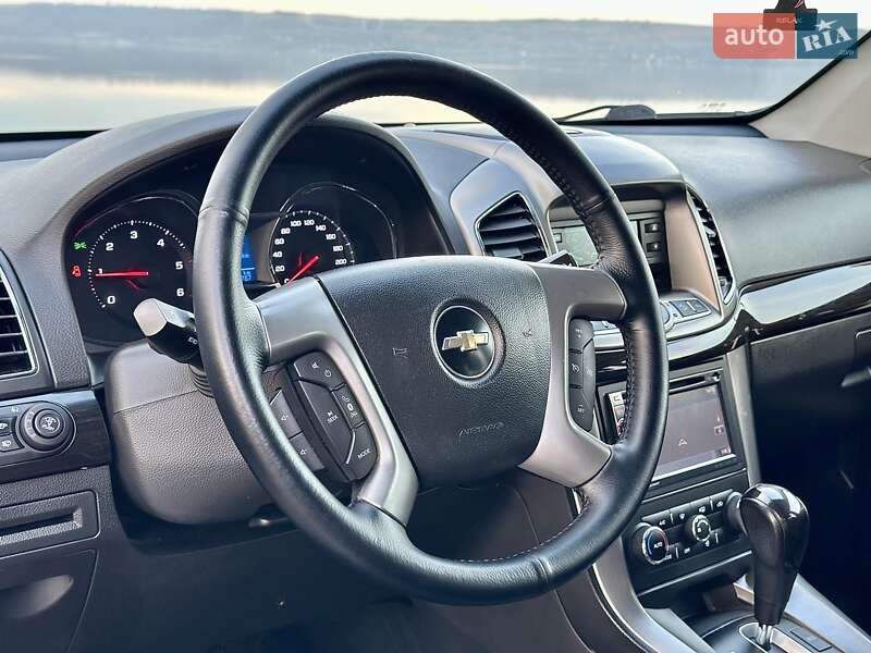 Внедорожник / Кроссовер Chevrolet Captiva 2014 в Бурштыне