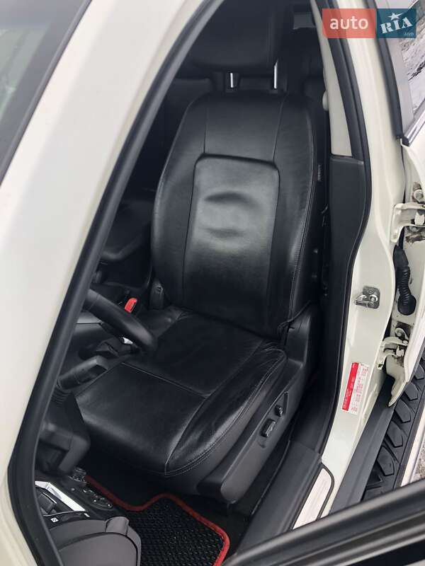 Внедорожник / Кроссовер Chevrolet Captiva 2011 в Чугуеве