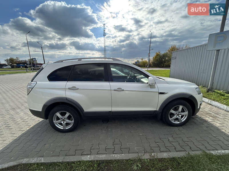 Позашляховик / Кросовер Chevrolet Captiva 2011 в Луцьку фото 6 Позашляховик / Кросовер Chevrolet Captiva 2011 в Луцьку