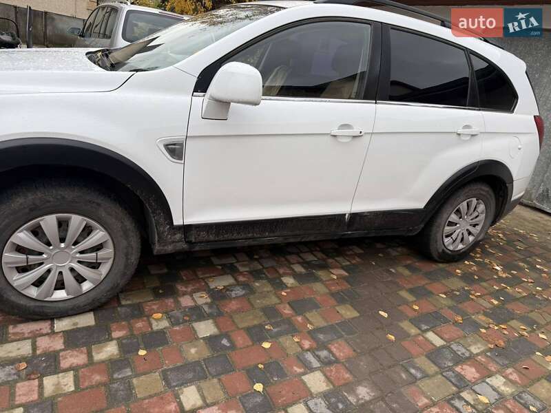 Позашляховик / Кросовер Chevrolet Captiva 2007 в Кременці фото 4 Позашляховик / Кросовер Chevrolet Captiva 2007 в Кременці