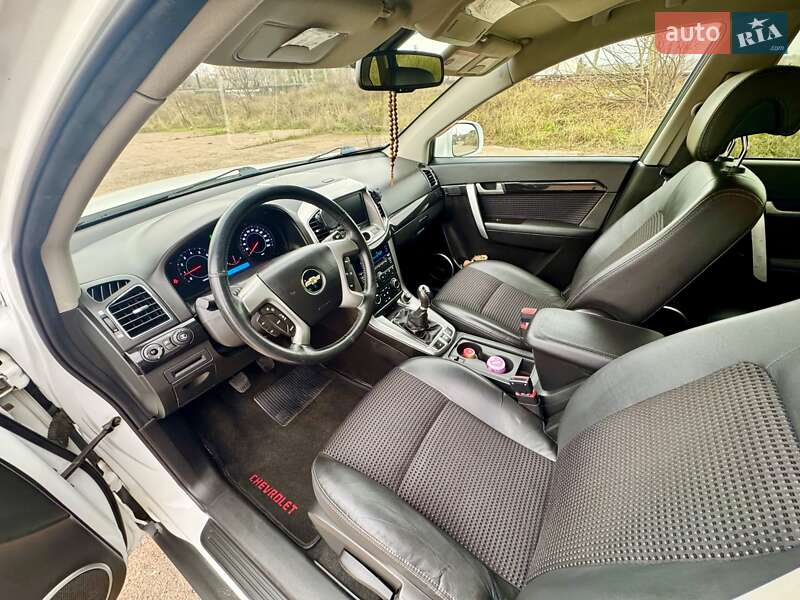 Внедорожник / Кроссовер Chevrolet Captiva 2011 в Чернигове фото 23 Внедорожник / Кроссовер Chevrolet Captiva 2011 в Чернигове