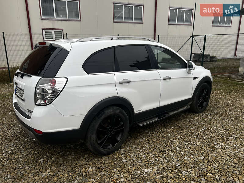 Внедорожник / Кроссовер Chevrolet Captiva 2012 в Чорткове