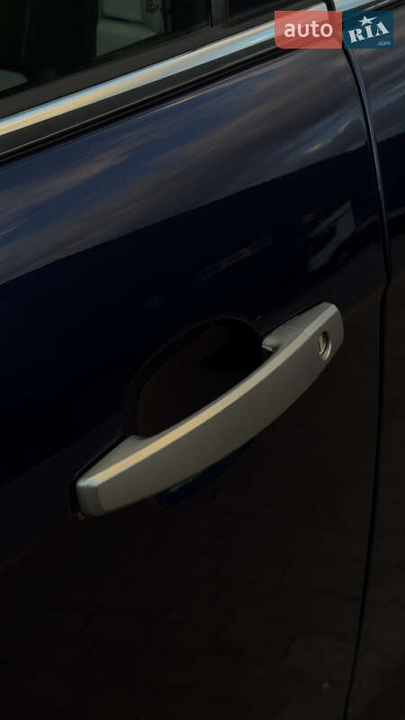 Внедорожник / Кроссовер Chevrolet Captiva 2012 в Стрые