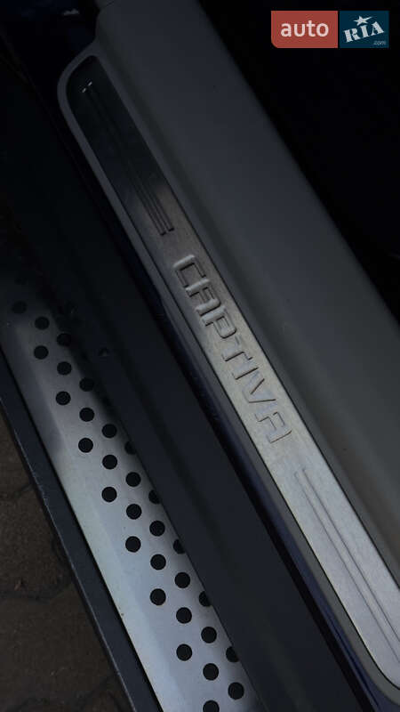 Внедорожник / Кроссовер Chevrolet Captiva 2012 в Стрые