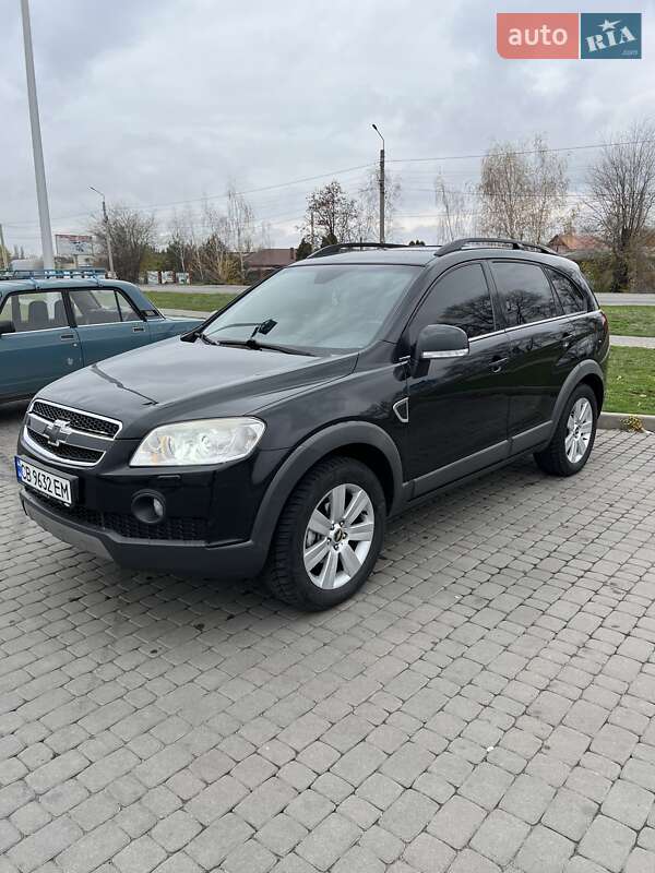 Внедорожник / Кроссовер Chevrolet Captiva 2010 в Днепре