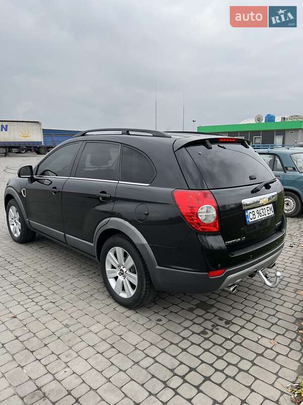 Внедорожник / Кроссовер Chevrolet Captiva 2010 в Днепре