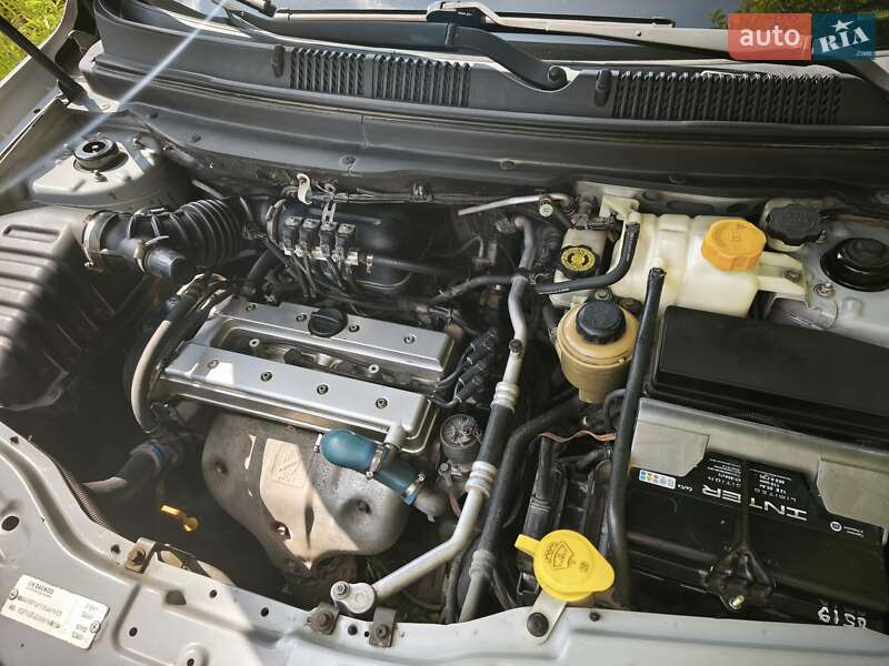 Внедорожник / Кроссовер Chevrolet Captiva 2006 в Тернополе