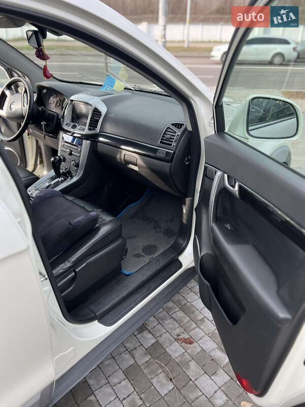 Внедорожник / Кроссовер Chevrolet Captiva 2012 в Киеве