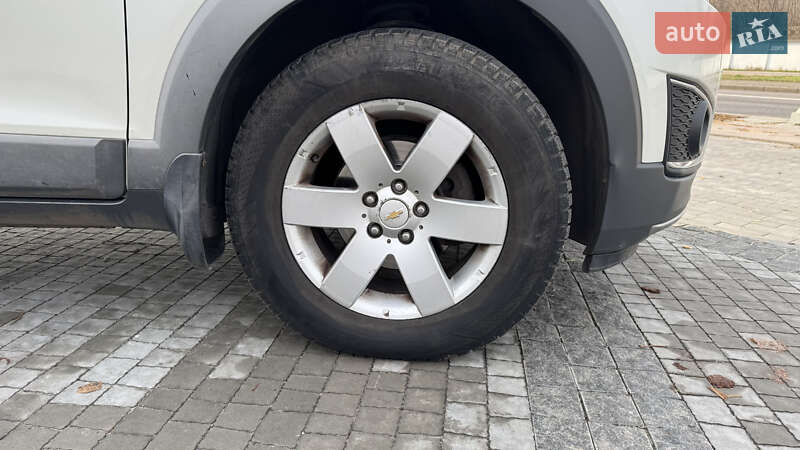 Внедорожник / Кроссовер Chevrolet Captiva 2012 в Киеве