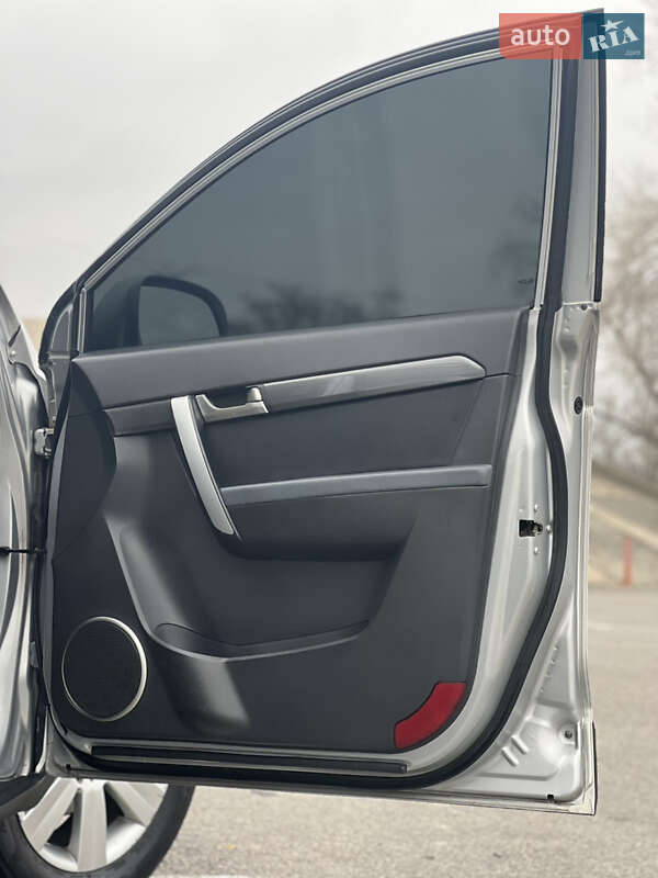 Внедорожник / Кроссовер Chevrolet Captiva 2007 в Киеве