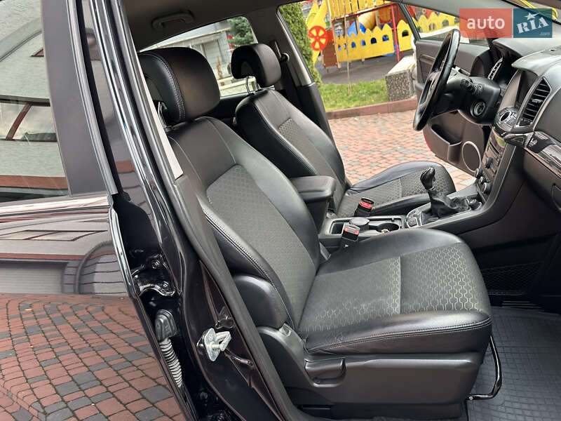 Позашляховик / Кросовер Chevrolet Captiva 2013 в Івано-Франківську