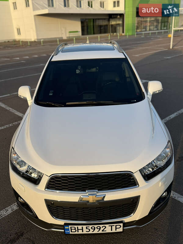 Позашляховик / Кросовер Chevrolet Captiva 2015 в Одесі