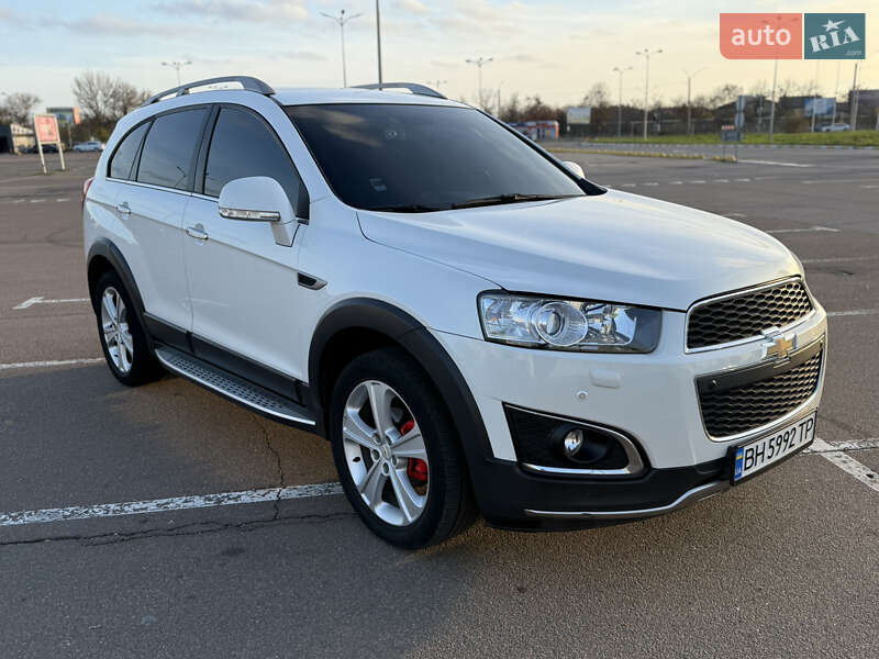 Позашляховик / Кросовер Chevrolet Captiva 2015 в Одесі