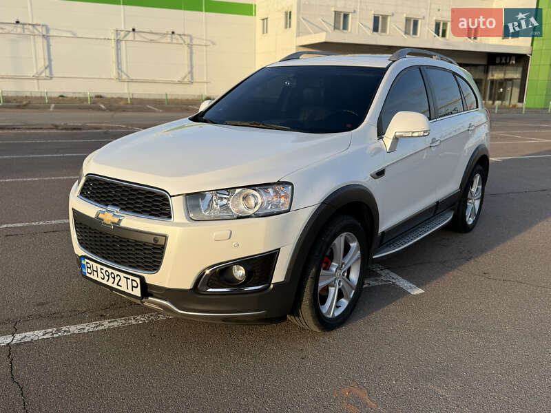 Позашляховик / Кросовер Chevrolet Captiva 2015 в Одесі
