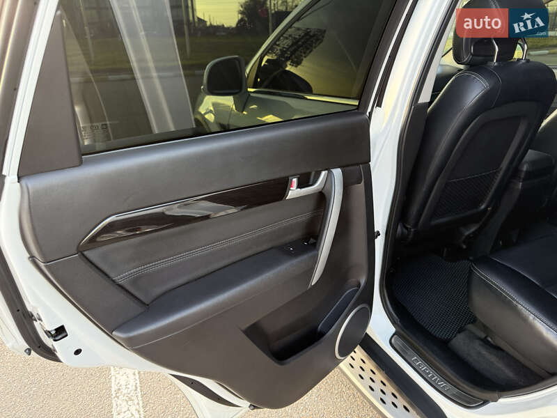 Позашляховик / Кросовер Chevrolet Captiva 2015 в Одесі