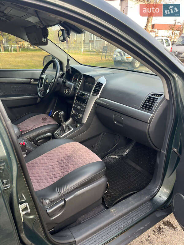 Внедорожник / Кроссовер Chevrolet Captiva 2008 в Чернигове фото 10 Внедорожник / Кроссовер Chevrolet Captiva 2008 в Чернигове