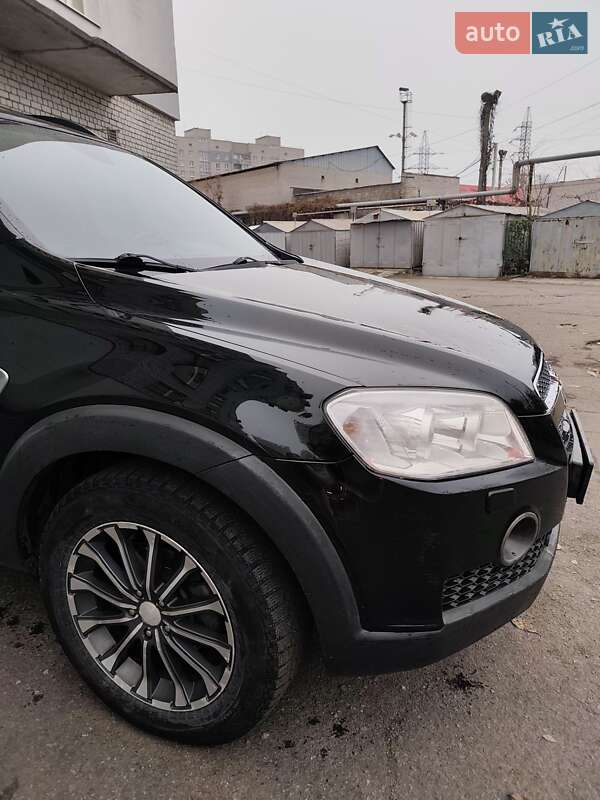Позашляховик / Кросовер Chevrolet Captiva 2007 в Дніпрі фото 4 Позашляховик / Кросовер Chevrolet Captiva 2007 в Дніпрі
