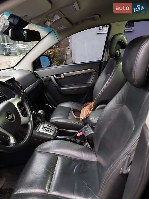 Позашляховик / Кросовер Chevrolet Captiva 2007 в Дніпрі фото 26 Позашляховик / Кросовер Chevrolet Captiva 2007 в Дніпрі