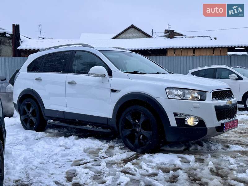 Внедорожник / Кроссовер Chevrolet Captiva 2013 в Стрые