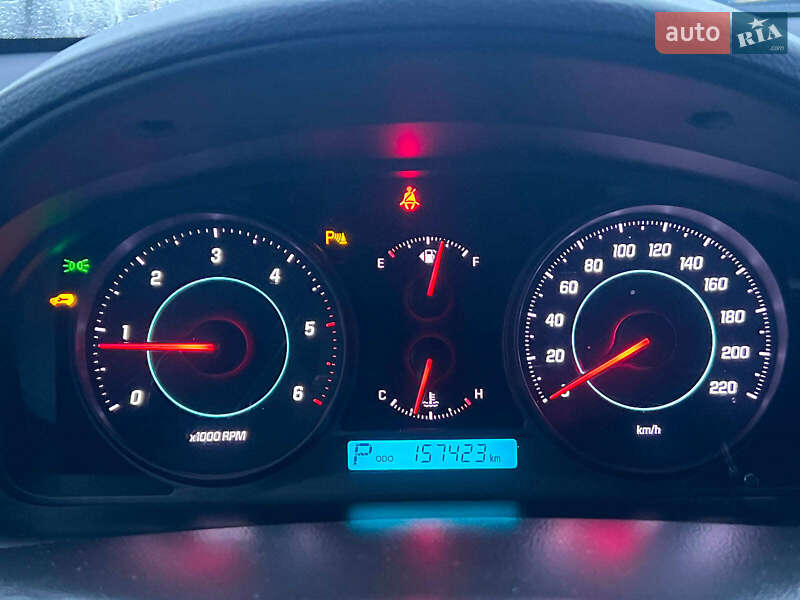 Позашляховик / Кросовер Chevrolet Captiva 2014 в Львові