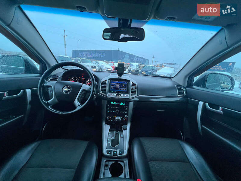 Позашляховик / Кросовер Chevrolet Captiva 2014 в Львові