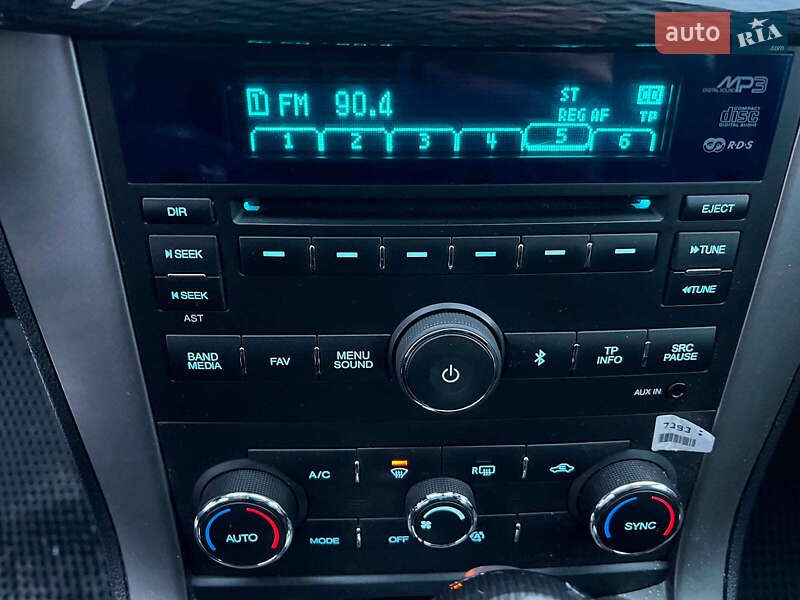 Позашляховик / Кросовер Chevrolet Captiva 2014 в Львові