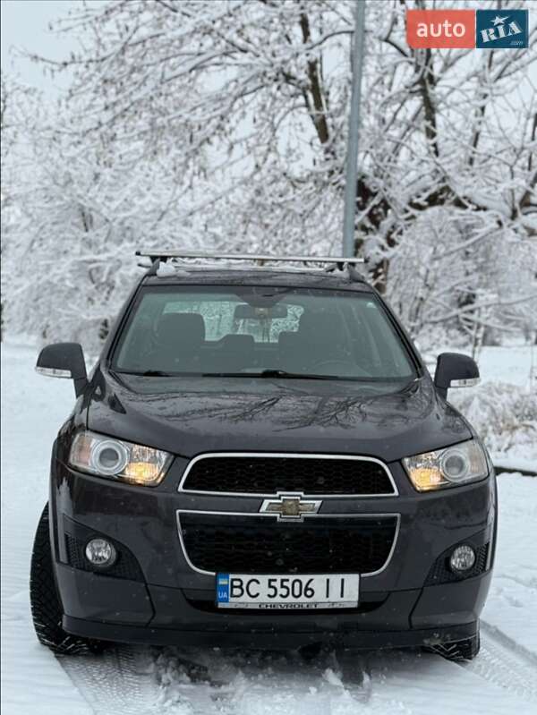Позашляховик / Кросовер Chevrolet Captiva 2012 в Турці